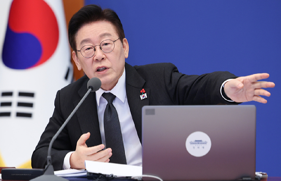 이재명 대통령이 27일 청와대에서 열린 국무회의에서 발언하고 있다. 2026.1.27 [청와대통신사진기자단] [사진=연합뉴스]