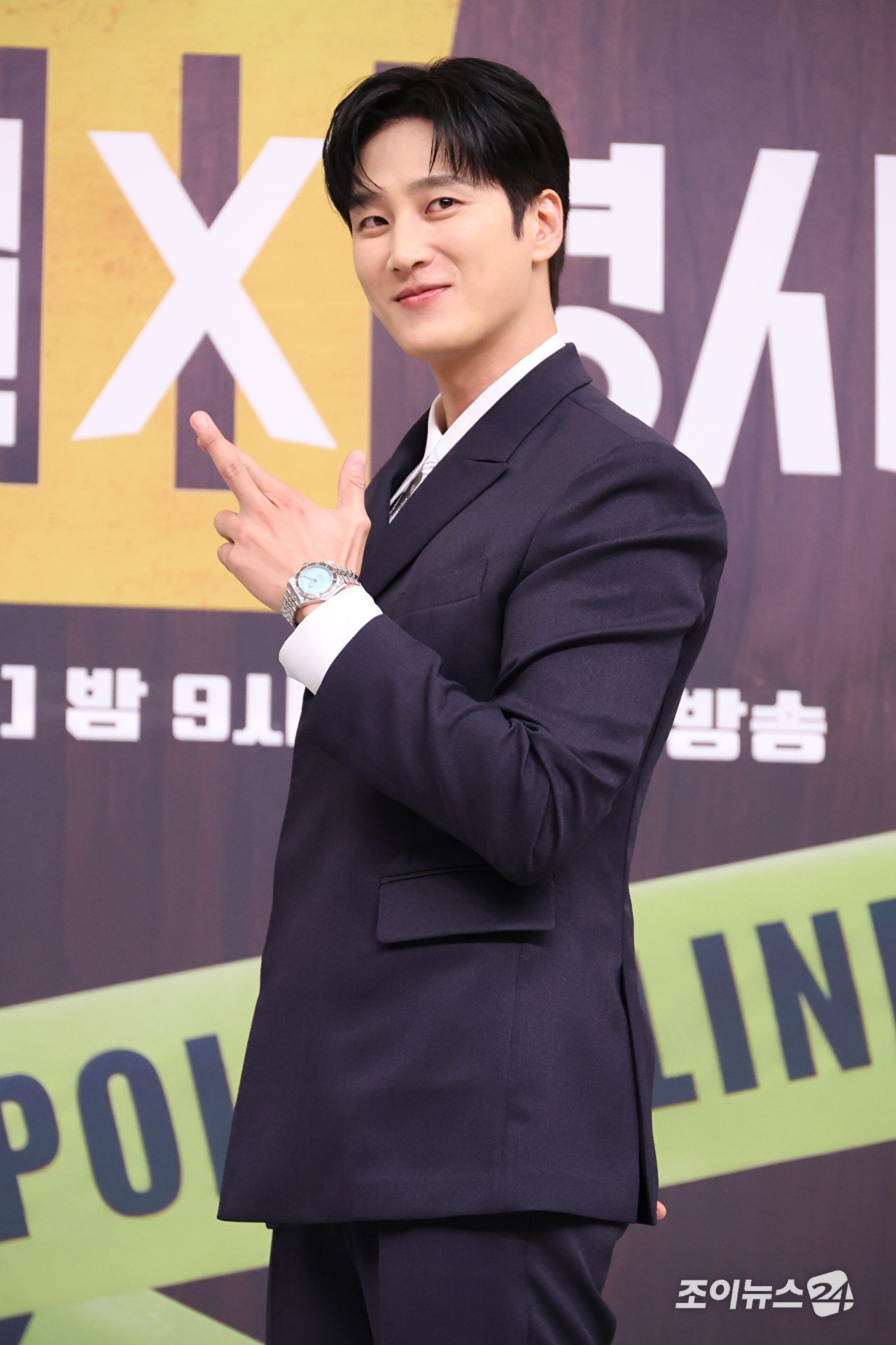 배우 안보현이 4일 오전 서울 양천구 목동 SBS에서 진행된 SBS 새 금토드라마 '재벌X형사2' 제작발표회에 참석해 포즈를 취하고 있다. [사진=문수지 기자]