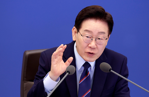 이재명 대통령이 12일 청와대에서 열린 국무회의 겸 비상경제점검회의에서 발언하고 있다. 2026.5.12 [사진=연합뉴스]