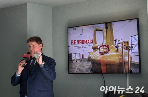 위스키 시음 테이블 구성. [사진=설래온 기자 ]