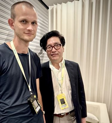 이더리움 공동 창립자인 비탈릭 부테린(왼쪽). [사진=로이터/연합뉴스]