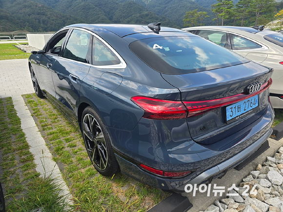 아우디 'A6 e-트론 퍼포먼스 S-라인'. [사진=김종성 기자]