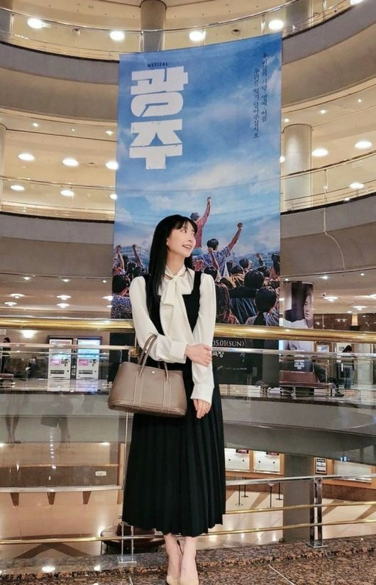 배우 이지훈 아내 아야네가 뮤지컬 '광주'를 관람하고 느낀 점을 밝혔다.  [사진=아야네 인스타그램]