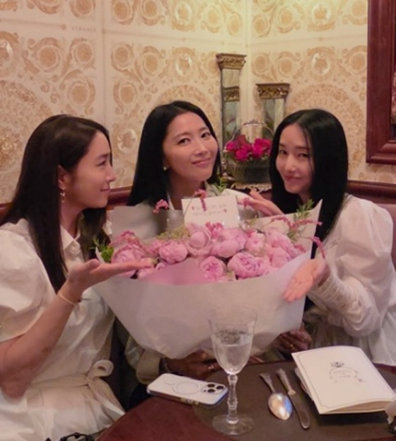 오윤아 이정현 이민정 [사진=오윤아 SNS]
