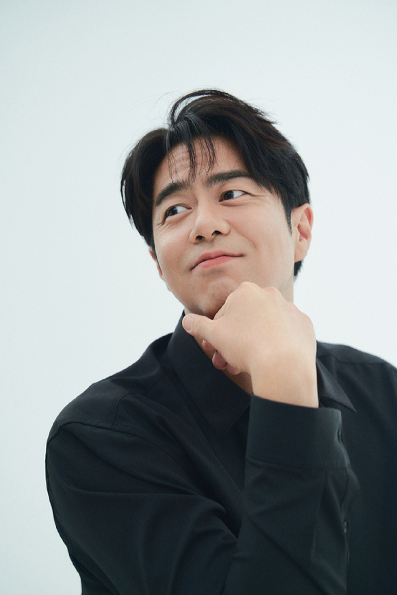 배우 전석호가 영화 '범죄도시3'(감독 이상용) 인터뷰에 앞서 포즈를 취하고 있다. [사진=에이스팩토리]