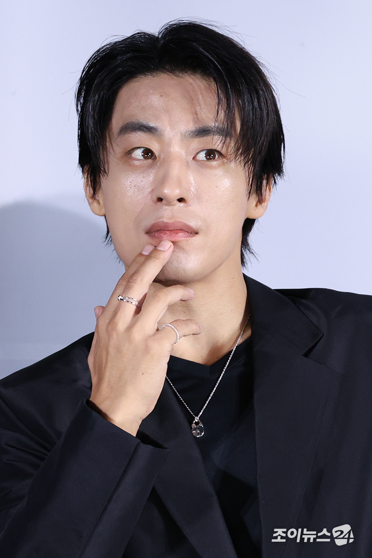 배우 구교환이 26일 오전 서울 광진구 롯데시네마 건대입구점에서 진행된 영화 '부활남: 더 레드'(감독 백종열) 제작보고회에 참석하고 있다. [사진=문수지 기자]