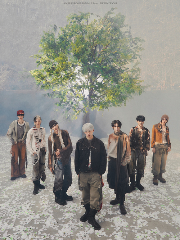 앰퍼샌드원 미니 4집 'DEFINITION' 콘셉트 포토 [사진=FNC엔터테인먼트]