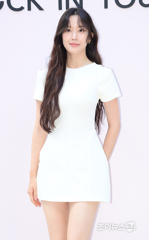 배우 문가영이 3일 오후 서울 성동구 성수동 앤더슨씨에서 열린 SK-II 팝업스토어 오픈 기념 포토 행사에 참석하고 있다. [사진=정소희 기자]