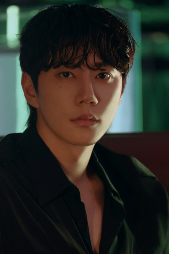 이준영 &quot;&apos;라스트댄스&apos;=낭만⋯5년만 가수 복귀, 긍정적 바이브&quot;(일문일답)