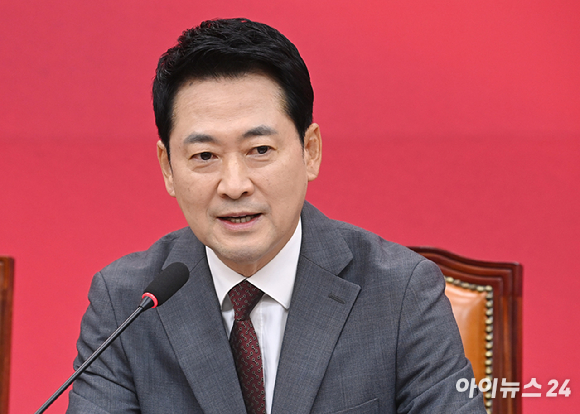 장동혁 국민의힘 당 대표가 8월 31일 서울 여의도 국회에서 열린 최고위원회의에서 발언하고 있다. [사진=곽영래 기자]