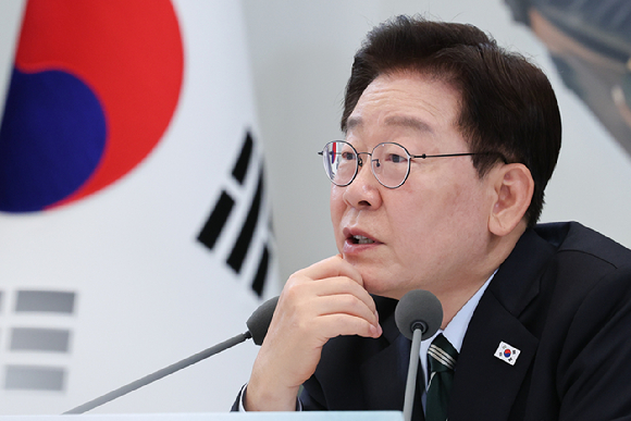 李, 분당아파트 29억에 매도 완료...매수자 근저당 17억 설정