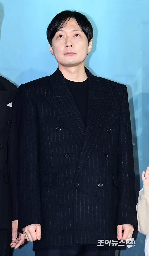 김병우 감독이 16일 오전 서울 CGV 용산아이파크몰에서 열린 넷플릭스 영화 '대홍수'(감독 김병우) 제작보고회에 참석하고 있다. [사진=정소희 기자]