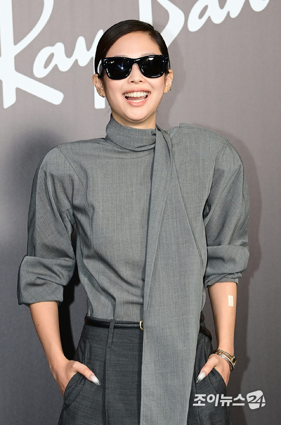 제니, 스페인 음악축제 &apos;매드 쿨 페스티벌&apos; 헤드라이너 출격(공식)