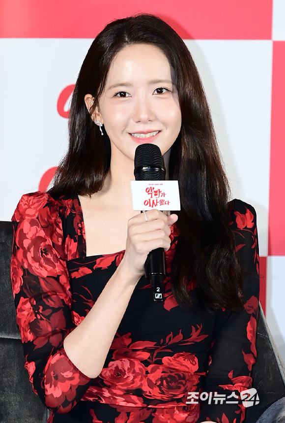 배우 임윤아와 안보현이 9일 오전 서울 CGV 용산아이파크몰에서 열린 영화 '악마가 이사왔다'(감독 이상근) 제작보고회에 참석하고 있다. [사진=정소희 기자]