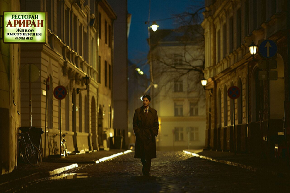 배우 박정민과 신세경이 영화 '휴민트'에서 열연하고 있다. [사진=NEW]