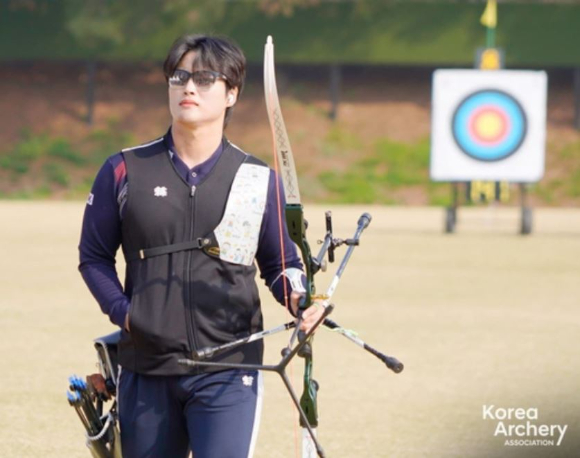 양궁 국가대표 선수 장채환이 과거 '6&middot;3대선'과 관련해 "투표조작" 등 의견을 드러낸 사실이 뒤늦게 알려져 논란이 일었다. 사진은 장채환. [사진=대한양궁협회]