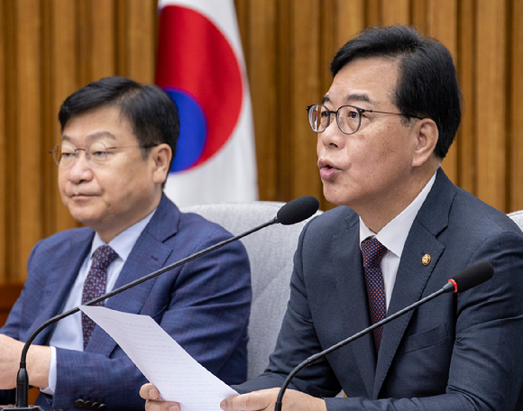 국민의힘 송언석 원내대표가 12일 국회에서 열린 원내대책회의에서 발언하고 있다. 2026.5.12 [사진=연합뉴스]