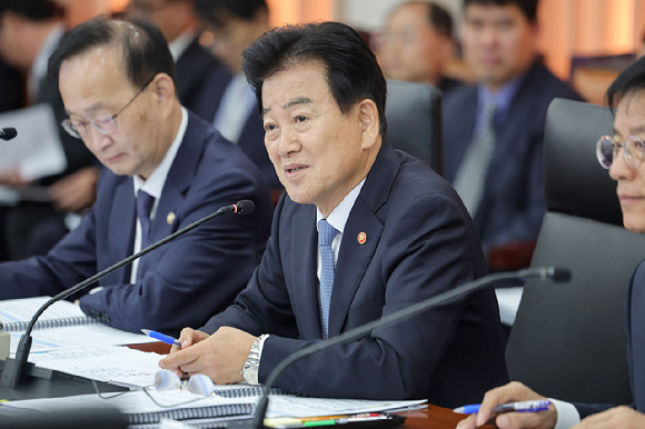 정동영 통일부 장관이 7일 서울 종로구 남북회담본부에서 열린 외교통일위원회 국정감사에서 발언하고 있다. 2026.10.7 [사진=연합뉴스]