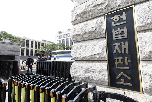 무인매장에서 1500원짜리 과자 1개를 실수로 결제하지 않고 나간 재수생에 대한 검찰의 기소유예 처분이 취소됐다. 본 기사와 무관한 이미지. [사진=연합뉴스]