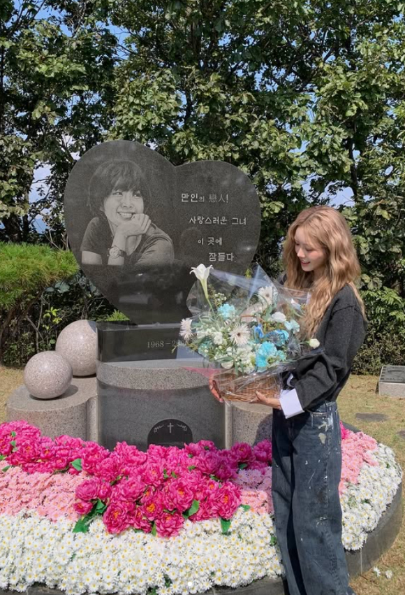 故 최진실이 16주기를 맞았다. [사진=소속사]