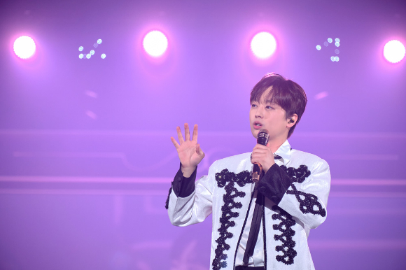 '이찬원 콘서트 찬가: 디어 마이 찬스' [사진=CGV ICECON]