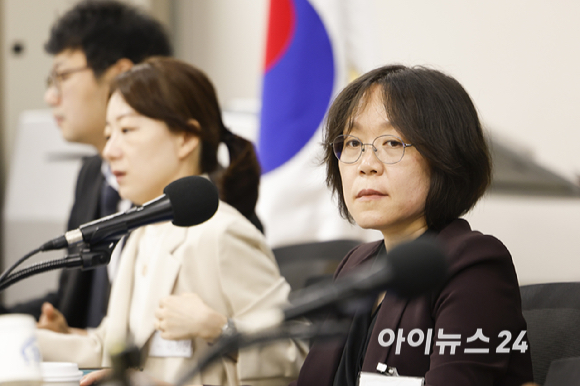 김예영 전국법관대표회의 의장이 26일 경기 고양시 사법연수원에서 열린 전국법관대표회의 임시회의에 참석해 있다. [사진=곽영래 기자]