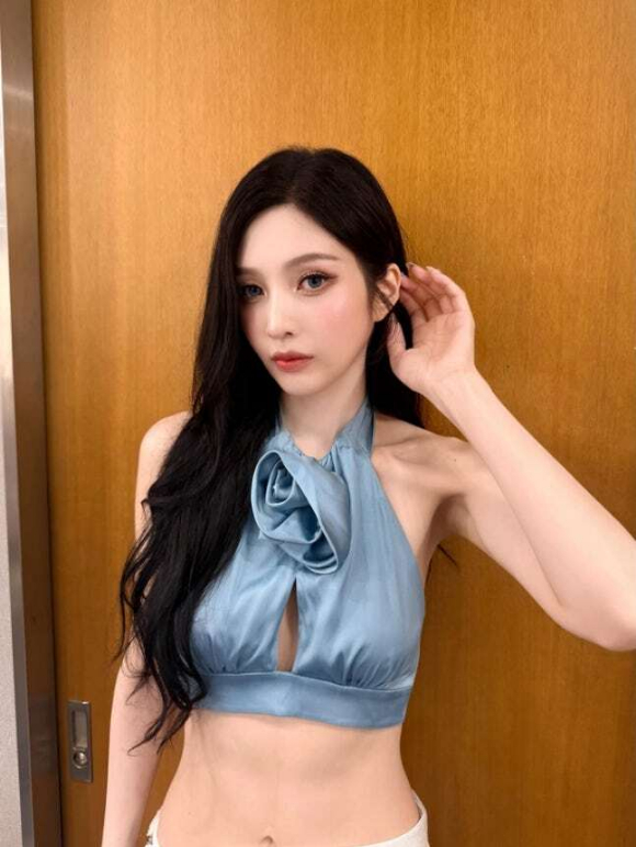 조이 [사진=조이 SNS]