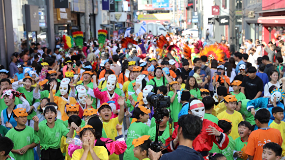 지난 안동국제탈춤페스티벌 축제 전경. [사진=안동시]