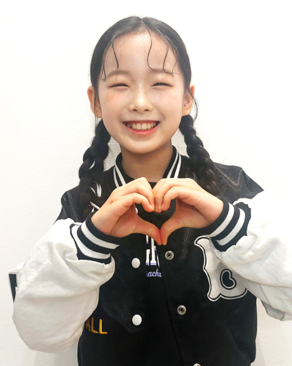 이수연 프로필. [사진=토탈셋]