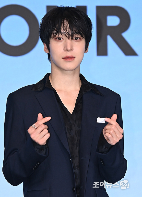  Part.3) 앨범 발매 기념 기자간담회에서 포즈를 취하고 있다. [사진=곽영래 기자]