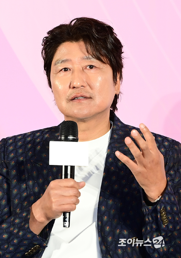 배우 송강호가 28일 오전 서울 용산구 CGV 용산아이파크몰에서 열린 영화 '1승'(감독 신연식) 제작보고회에 참석하고 있다. [사진=정소희 기자]