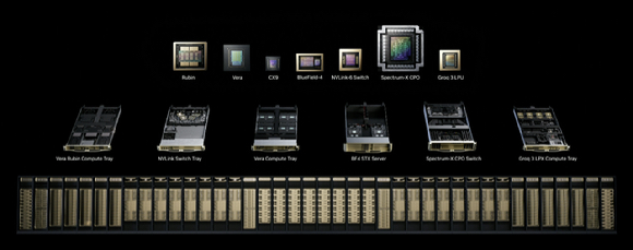 젠슨 황 엔비디아 최고경영자(CEO)가 17일(한국시간) 미국 캘리포니아 새너제이에서 열린 NVIDIA GTC 2026에서 기조연설을 하고 있다. [사진=엔비디아 홈페이지 캡처]
