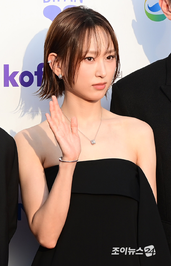 배우 류혜영이 2일 경기도 부천시 원미구 부천시청 잔디광장에서 진행된 제30회 부천국제판타스틱영화제(BIFAN) 레드카펫 행사에 참석하고 있다. [사진=정소희 기자]