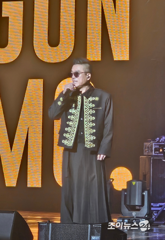 김건모, 6년만 복귀 &quot;댓글 신경 안 쓰고 막 살 것, 귀엽게 늙겠다&quot;