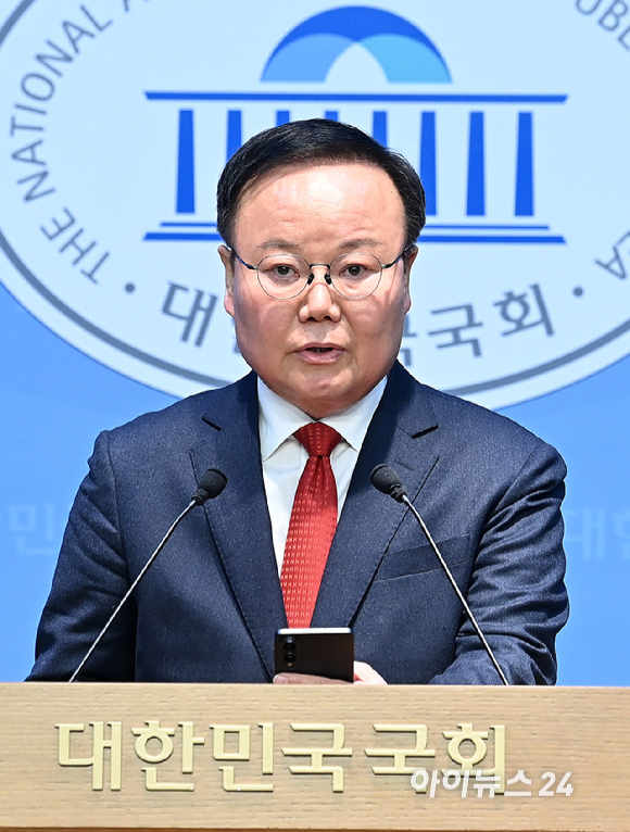 김재원 국민의힘 최고위원이 2일 국회 소통관에서 경북지사 출마 선언을 하고 있다. [사진=곽영래 기자]