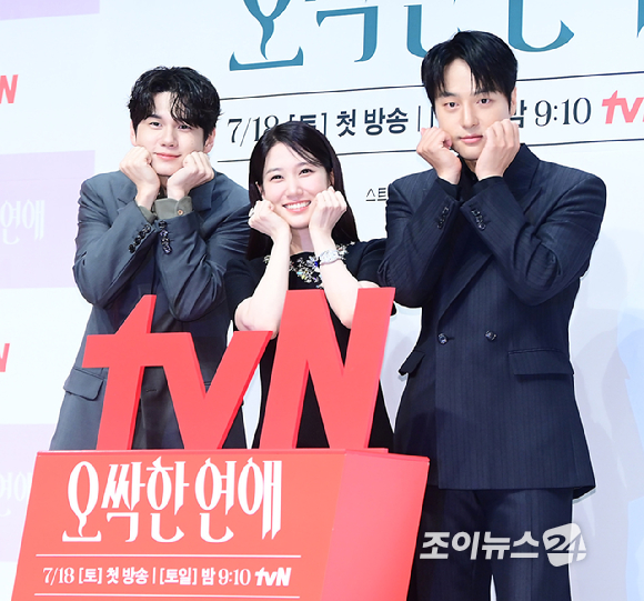 배우 옹성우-박은빈-양세종이 14일 오후&nbsp;서울 강남구 논현동 엘리에나 호텔에서 열린 tvN '오싹한 연애' 제작발표회에 참석하고 있다. [사진=정소희 기자]