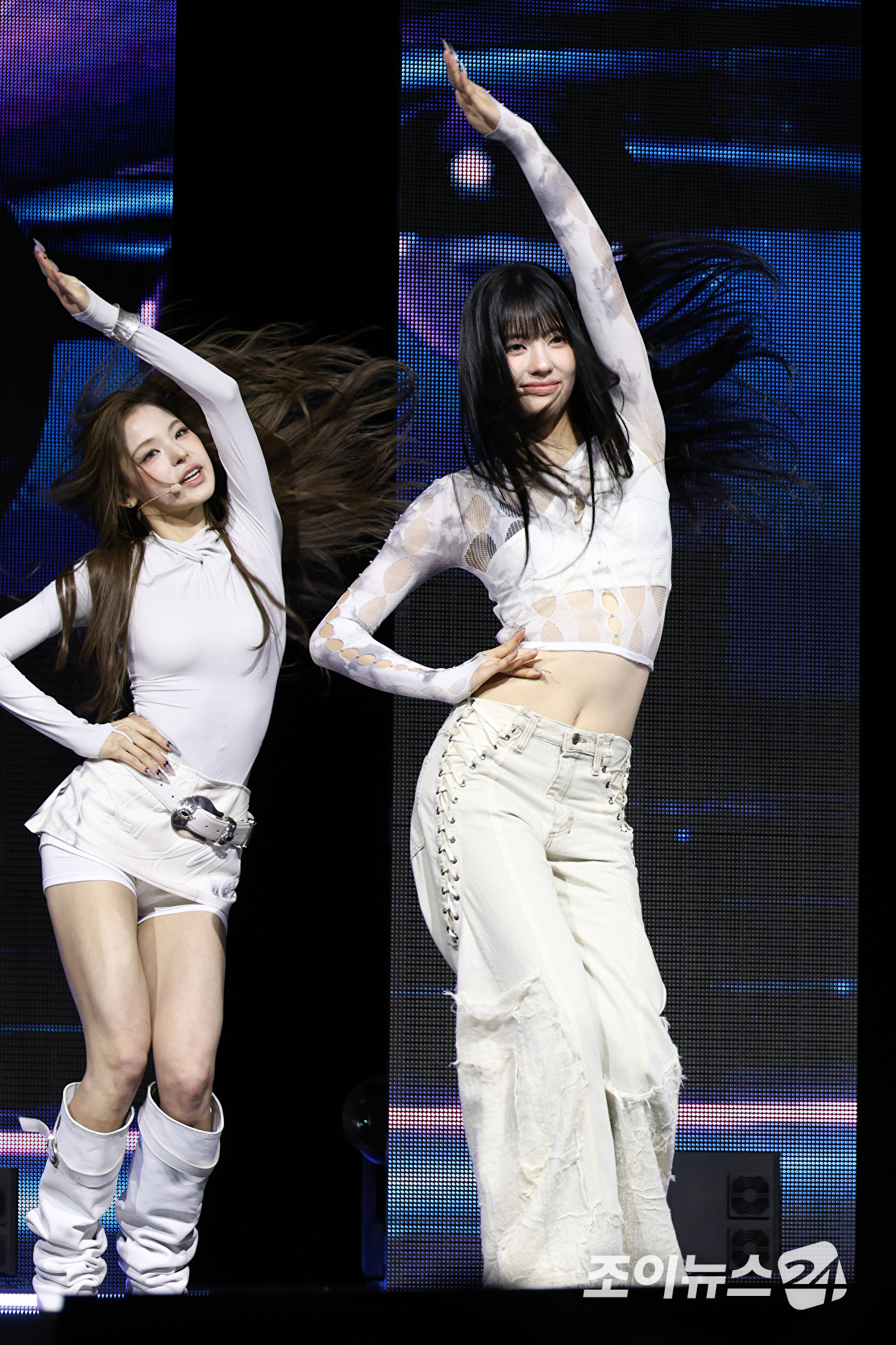 [포토] 이즈나 코코 '시원시원한 팔 다리'