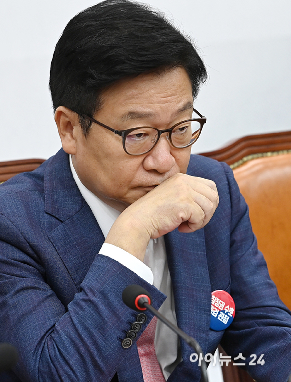 정점식 국민의힘 원내대표가 6일 서울 여의도 국회에서 열린 최고위원회의에서 생각에 잠겨 있다. [사진=곽영래 기자]