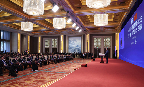  중국을 국빈방문 중인 이재명 대통령이 5일 베이징 조어대에서 열린 한&middot;중 비즈니스 포럼에서 발언하고 있다. 2026.1.5 [사진=연합뉴스]