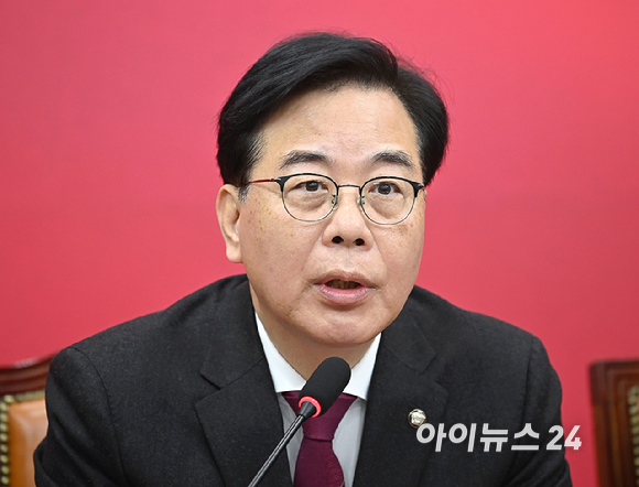 송언석 국민의힘 원내대표가 12일 서울 여의도 국회에서 열린 최고위원회의에서 발언하고 있다. [사진=곽영래 기자]