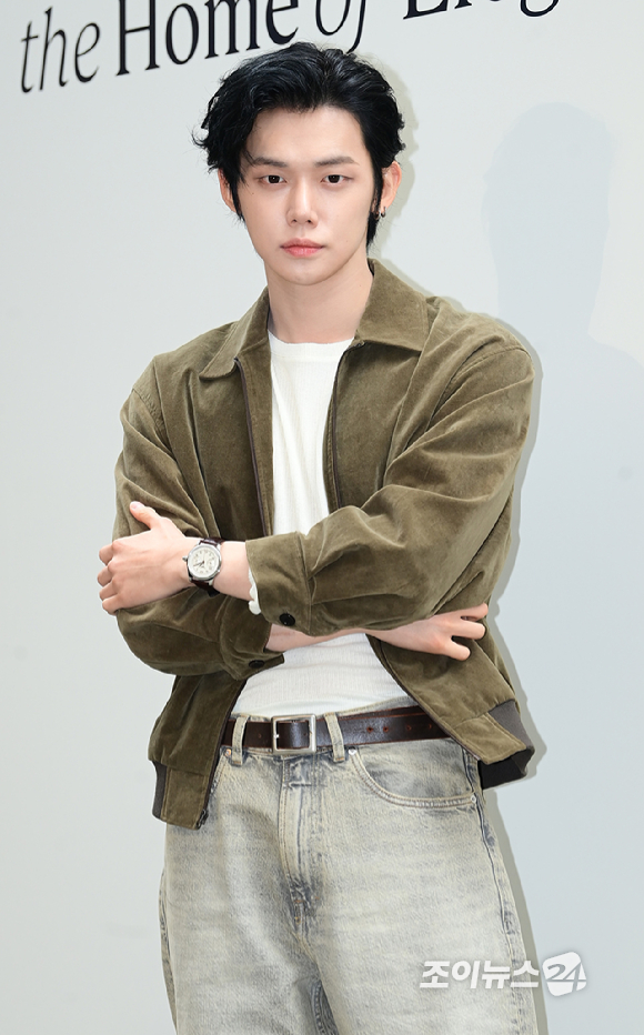 투모로우바이투게더(TXT) 연준이 29일 오후 서울 강남구 청담 Villa 15에서 열린 론진 마스터 컬렉션 론칭 이벤트 행사에 참석하고 있다. [사진=정소희 기자]