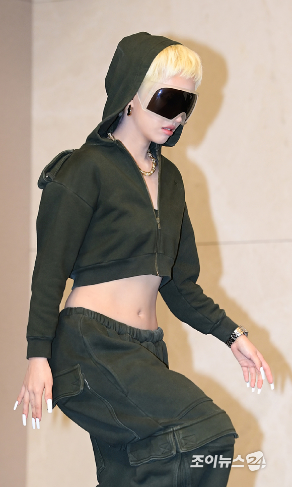 그룹 아이들 소연이 19일 오후 서울 강남구 조선 팰리스 서울 강남에서 열린 아이들(i-dle) 미니 8집 '위 아(We are)' 기자간담회에 참석하고 있다. [사진=정소희 기자]