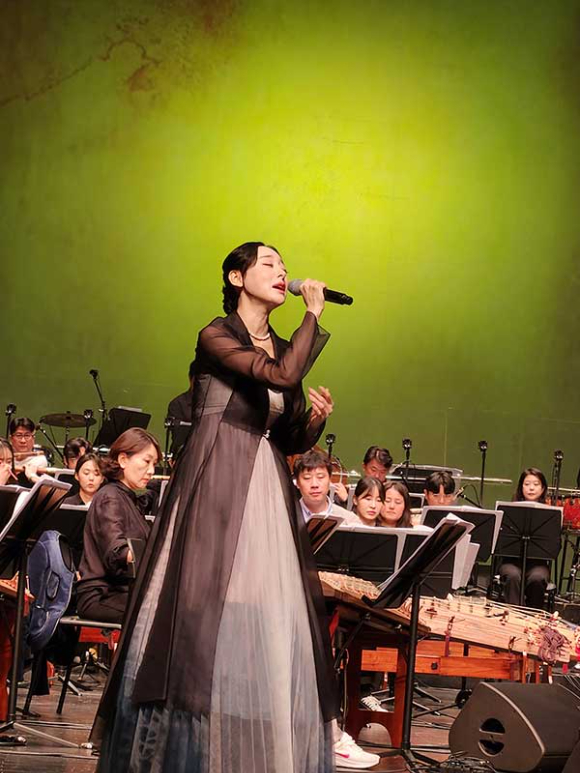 오승하, 가을 축제부터 마당놀이극까지⋯종횡무진 활약