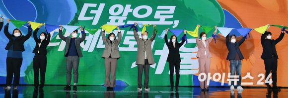 이재명 더불어민주당 대선후보가 7일 오후 서울 용산구 백범김구기념관에서 열린 서울시당 선대위 출범식 '더 앞으로, 더 제대로 서울'에서 인사말을 하고 있다. [사진=국회사진취재단]