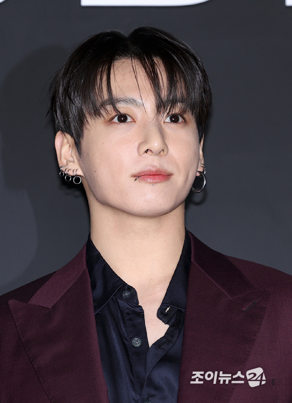 그룹 방탄소년단(BTS) 정국이 12일 오후 서울 강남구 논현동 STRX하우스에서 열린 위블로 글로벌 앰버서더 어나운스먼트 이벤트 포토월 행사에 참석하고 있다. [사진=정소희 기자]