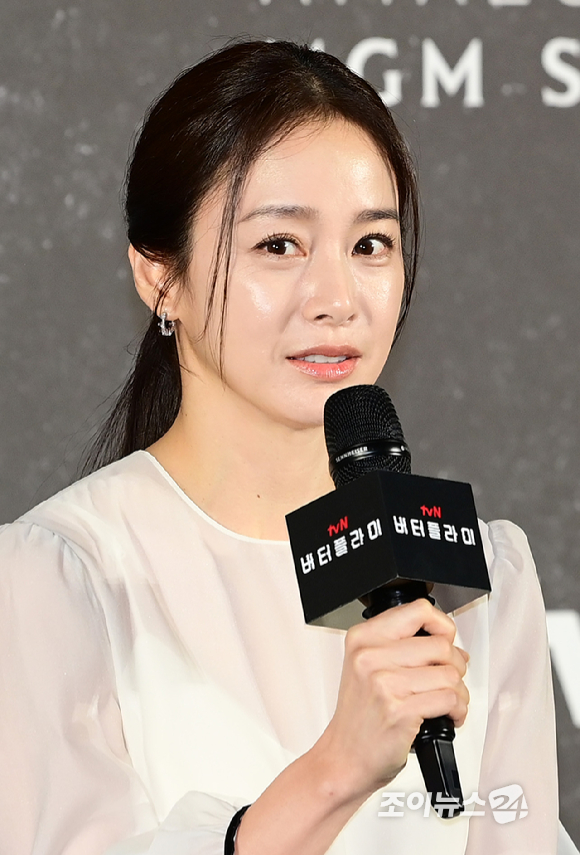 배우 김태희가 21일 오전 서울 용산구 CGV아이파크몰점에서 열린 아마존 프라임 비디오 시리즈 '버터플라이(Butterfly)' 제작발표회에 참석하고 있다. [사진=정소희 기자]