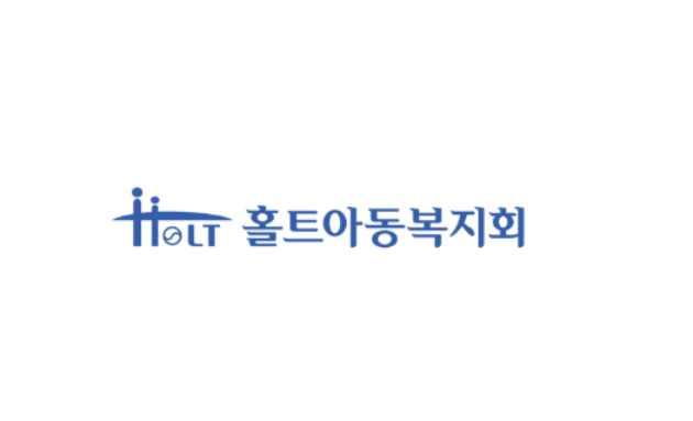 한태순 씨가 재회한 딸을 끌어안고 있다. [사진=MBC '실화탐사대']