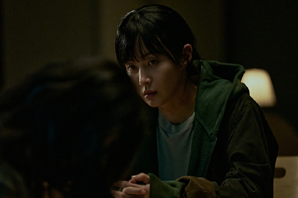 배우 곽선영-기소유-이설-권유리가 5일 오후 부산 해운대구 영화의전당에서 열린 제29회 부산국제영화제 '침범' 무대인사에 참석하고 있다. [사진=정소희 기자] 