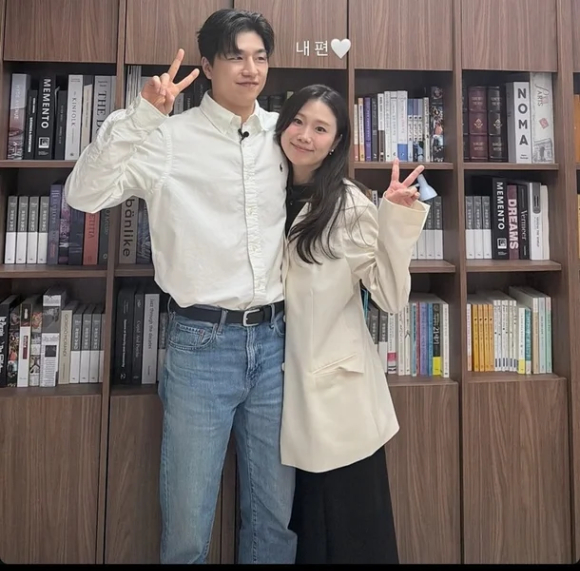 데이식스 도운 관련 이미지 [사진=JYP엔터테인먼트]