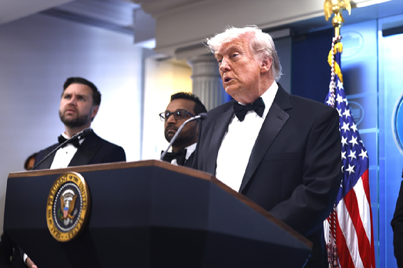 기자회견을 진행 중인 도널드 트럼프 미국 대통령. [사진=연합뉴스]